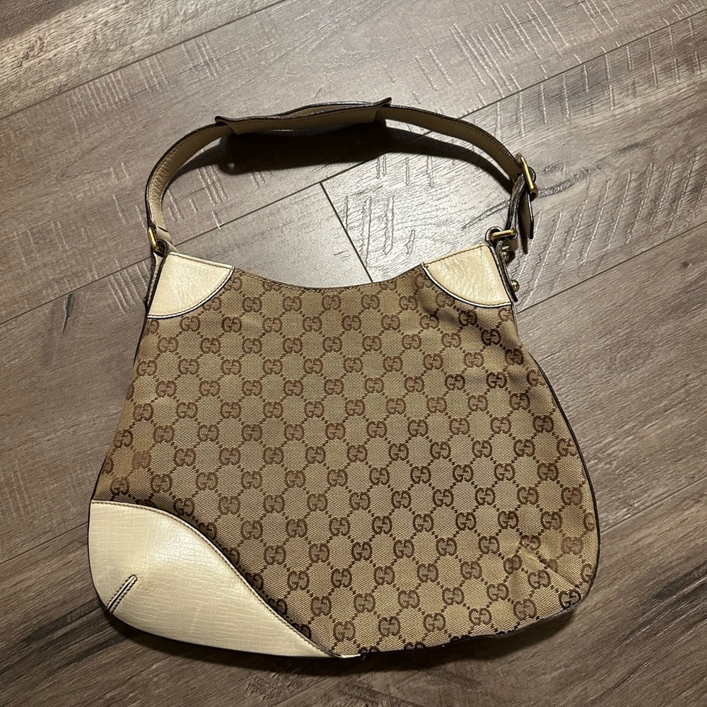 Gucci Brown GG Canvas Hasler Shoulder Bag White Beige Cream - Picture 4 of 9